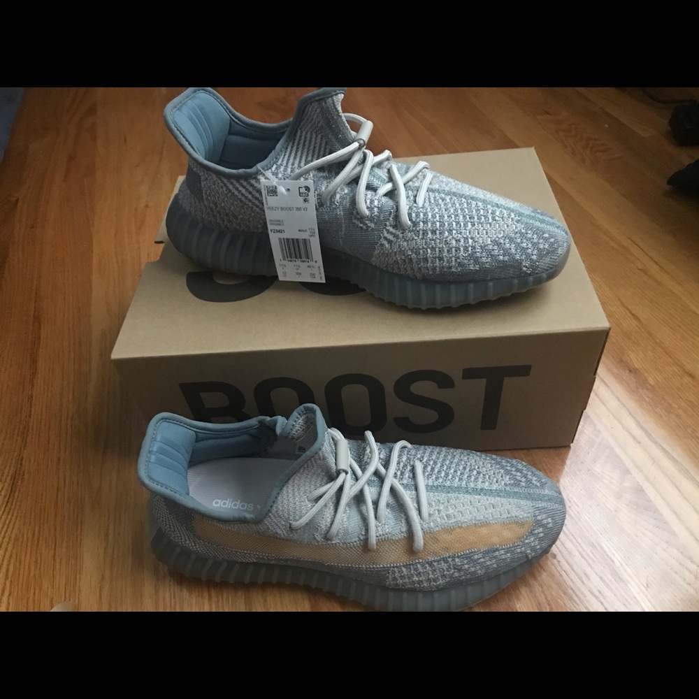 Yeezy Boost 350 V2 size 12